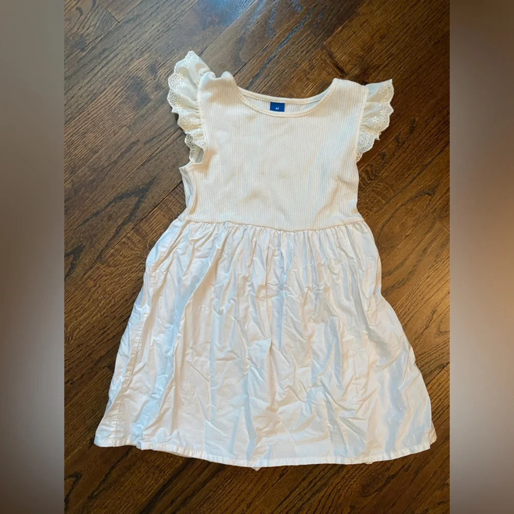 2pc Old Navy lightweight short sleeve dresses toddler girl size 4T summer play